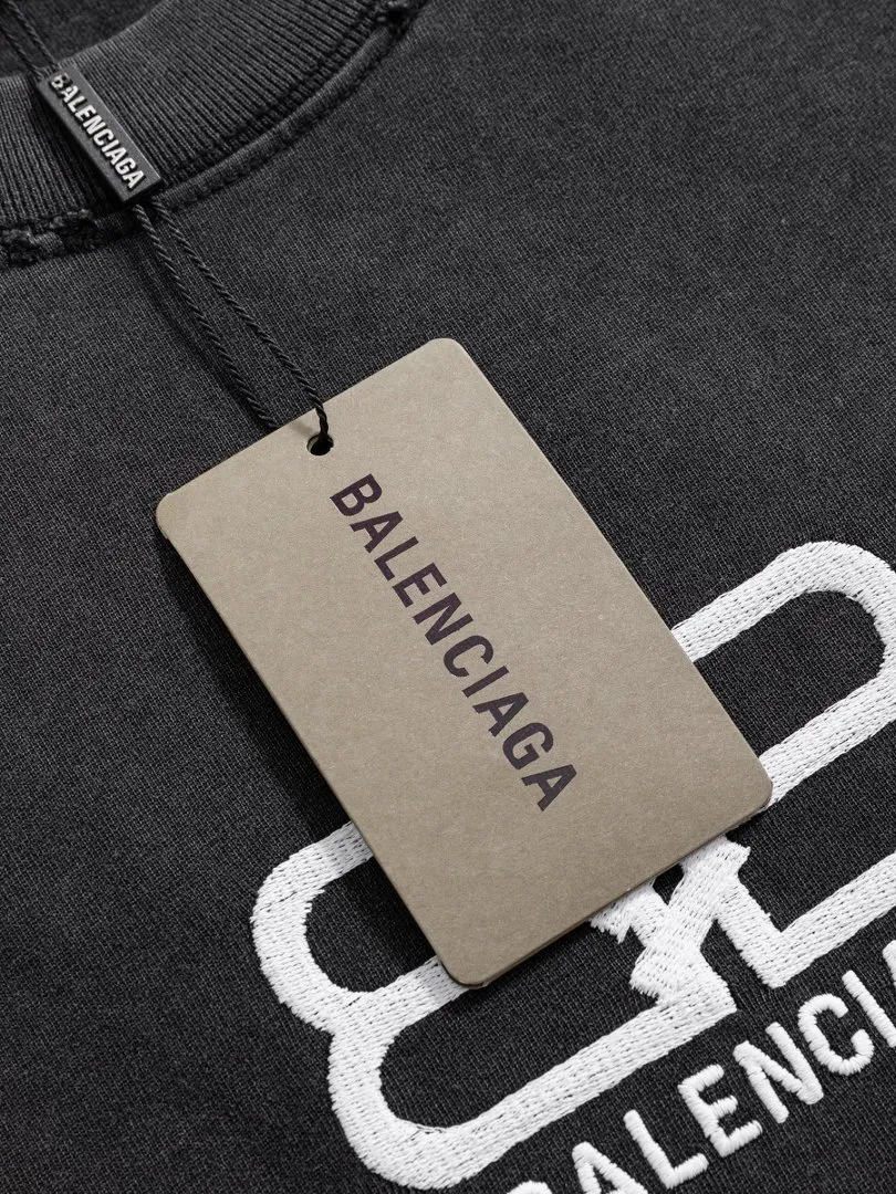 P100✨🔥 [balenciaga] 2026FW short-sleeved T-shirt Premium 26s double yarn 300g fabric, washed with Ma Liang distressed process Color: washed black, washed white, washed Khaki Size: S M L XL 2XL